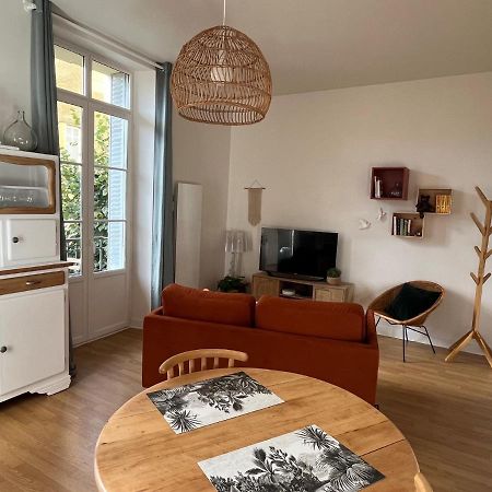 Appartement Calme Avec Balcons & Vue Sur Thermes Vichy Ngoại thất bức ảnh