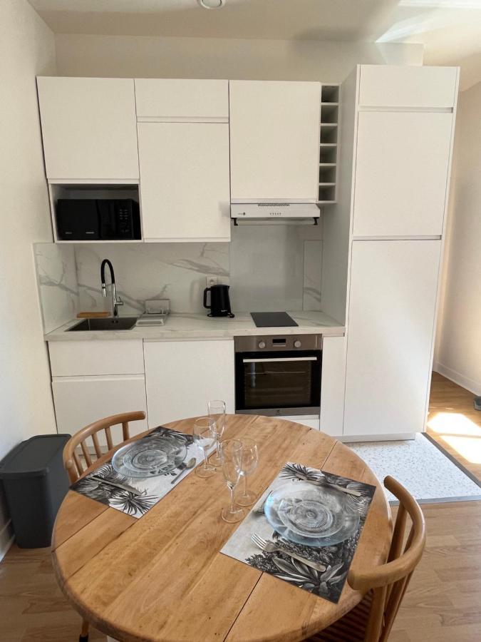 Appartement Calme Avec Balcons & Vue Sur Thermes Vichy Ngoại thất bức ảnh